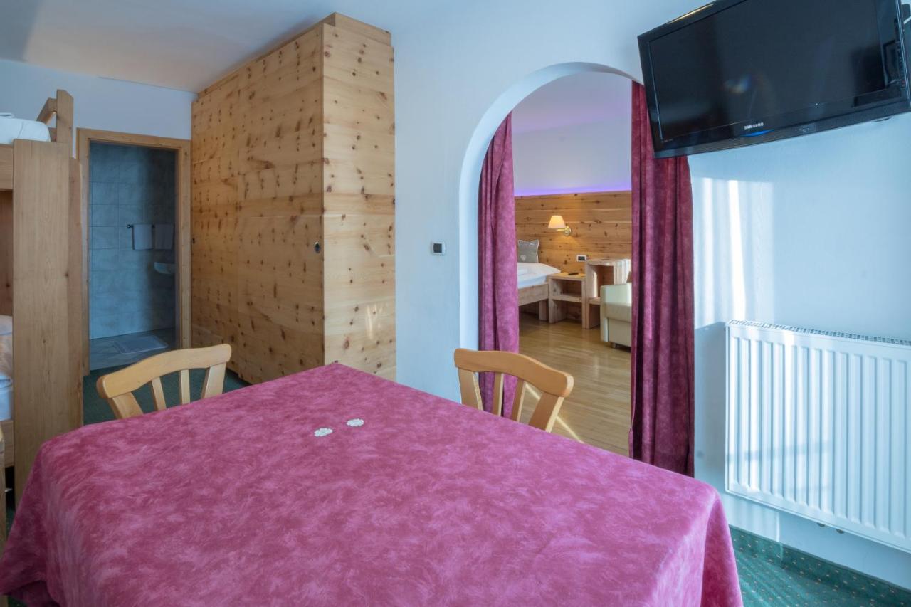Hotel Garni Snaltnerhof Ортизей Екстериор снимка