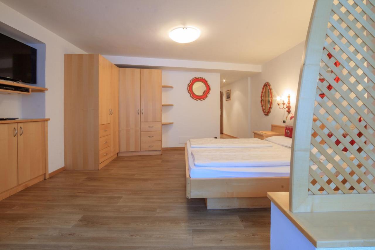 Hotel Garni Snaltnerhof Ортизей Екстериор снимка
